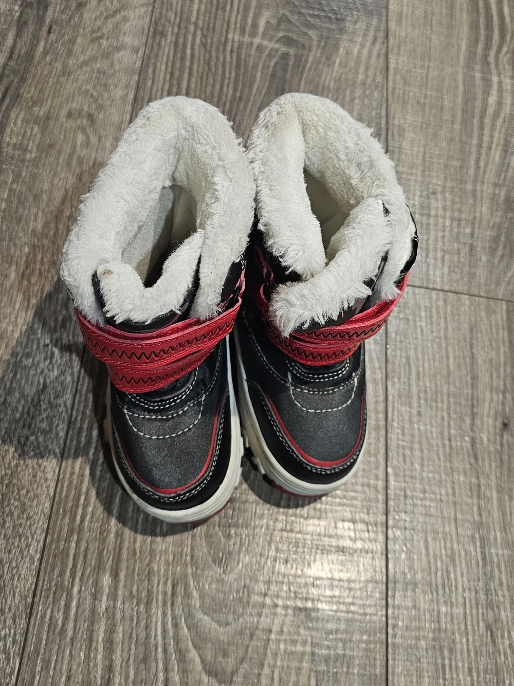 Mickey Mouse Snow Boots Size 7C Toddler Boots - light up